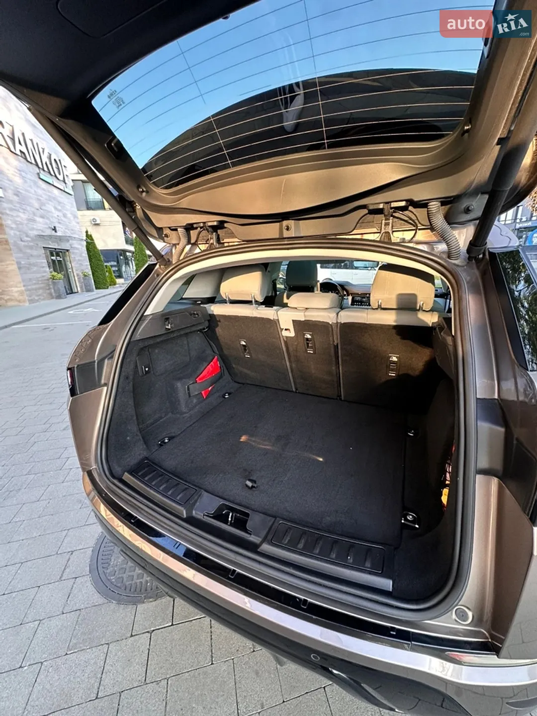 2019 Land Rover Range Rover Evoque - мініатюра 19