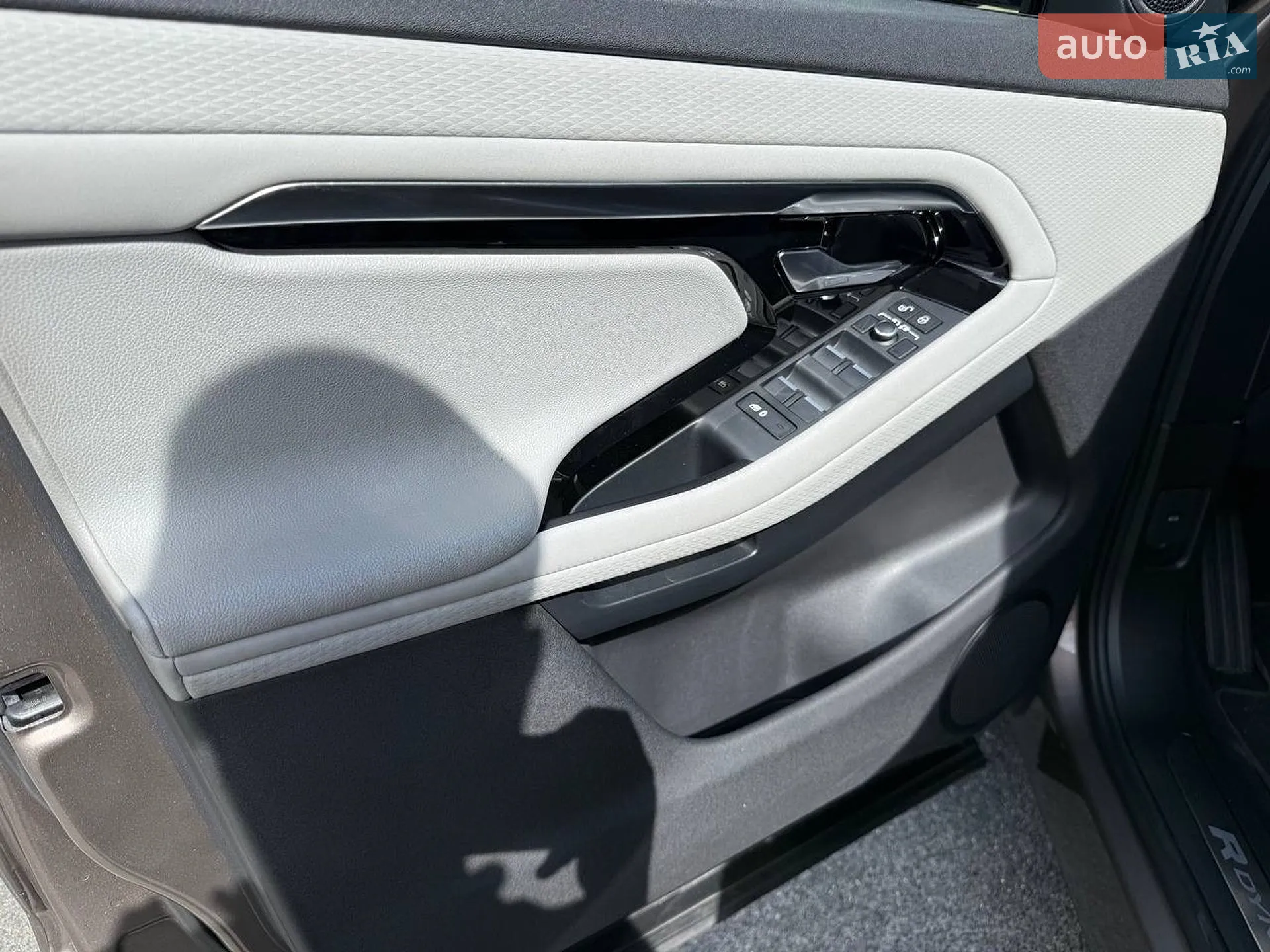 2020 Land Rover Range Rover Evoque - мініатюра 11