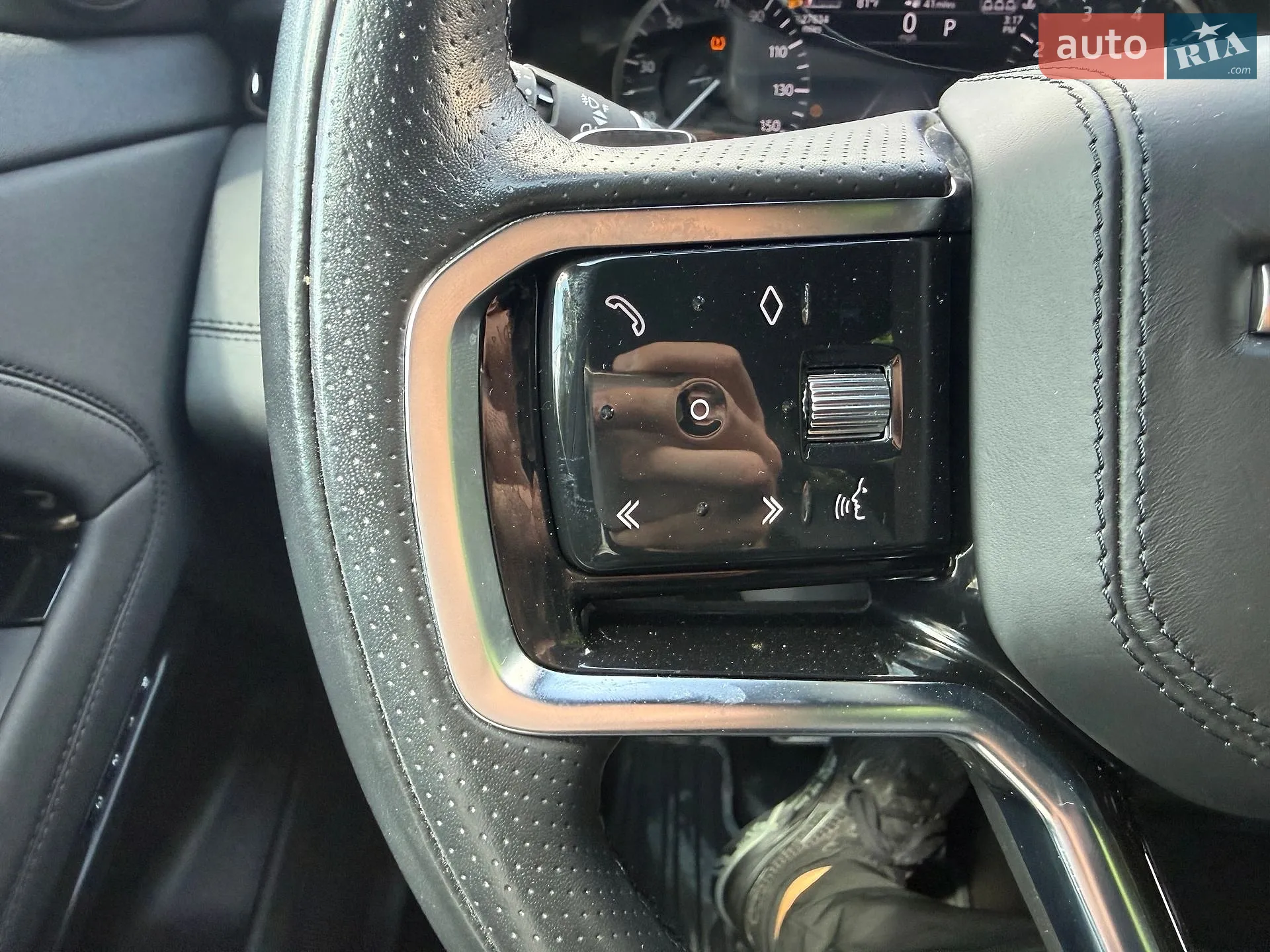 2023 Land Rover Range Rover Evoque - мініатюра 33