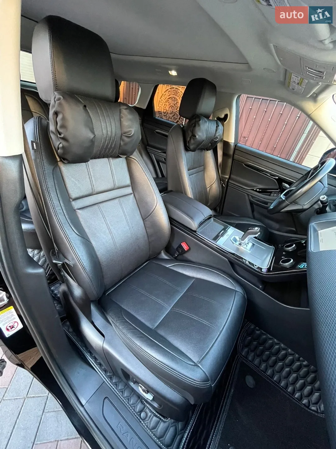 2022 Land Rover Range Rover Evoque - мініатюра 17