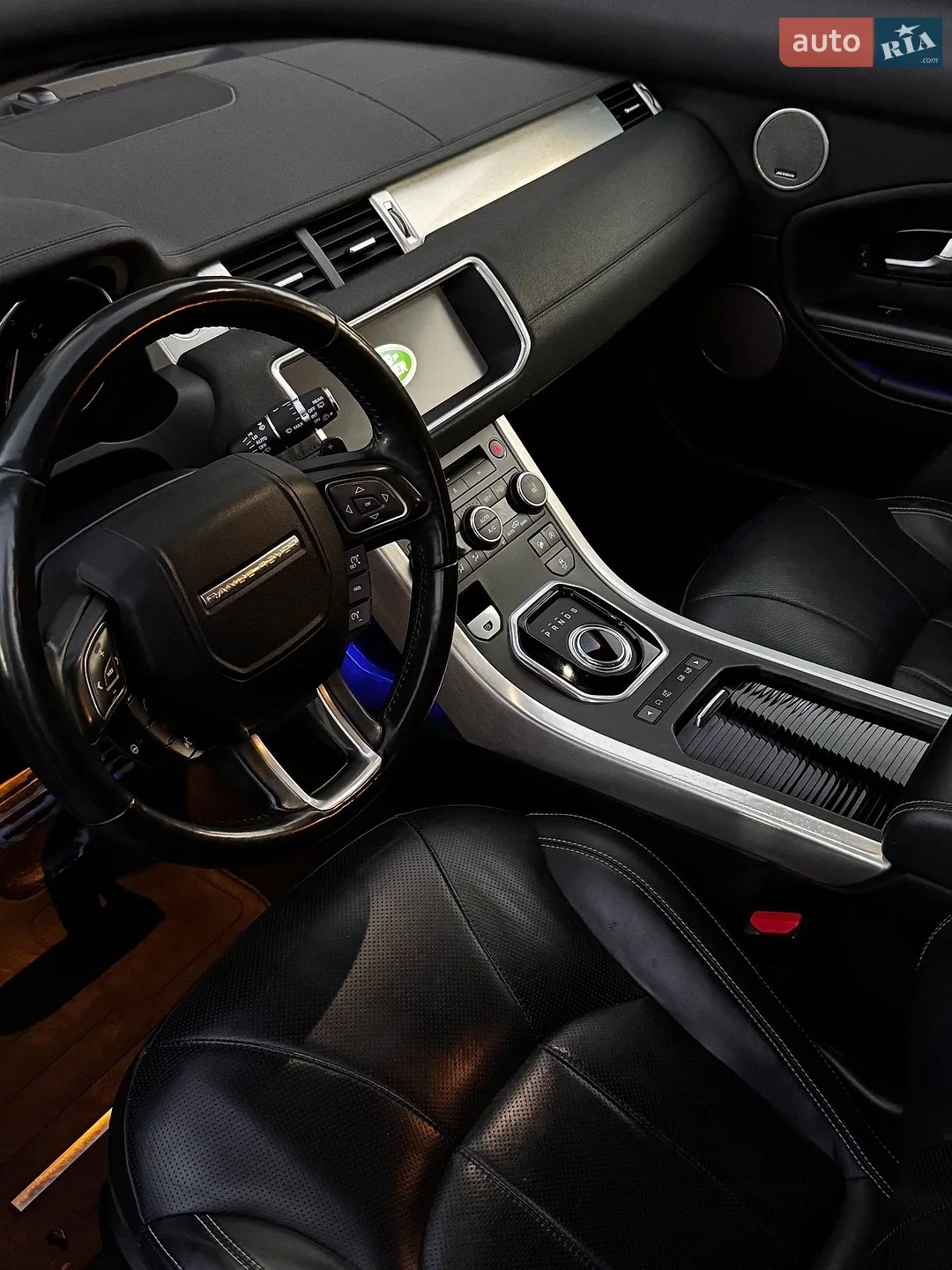 2017 Land Rover Range Rover Evoque - мініатюра 12