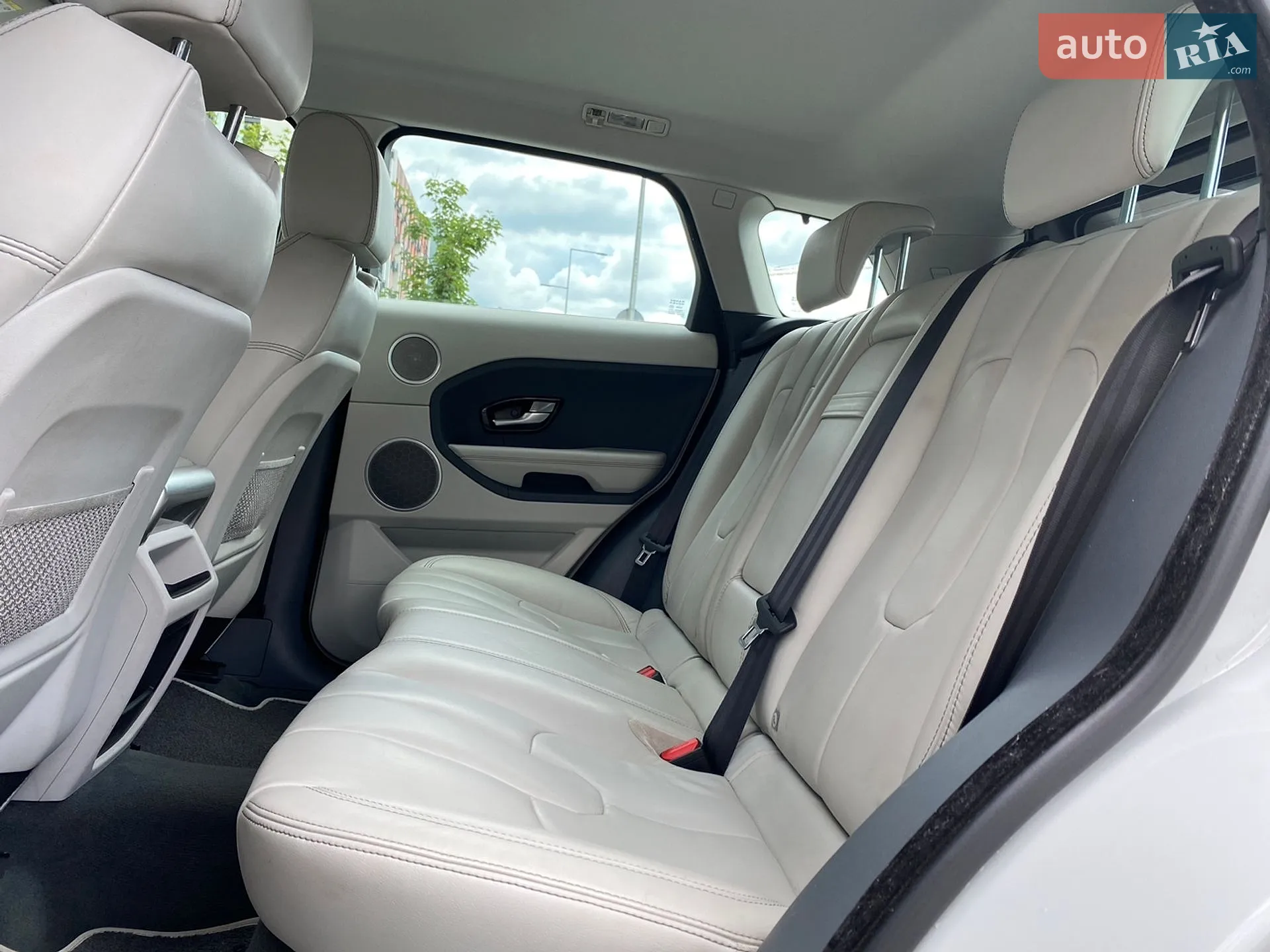 2012 Land Rover Range Rover Evoque - мініатюра 28