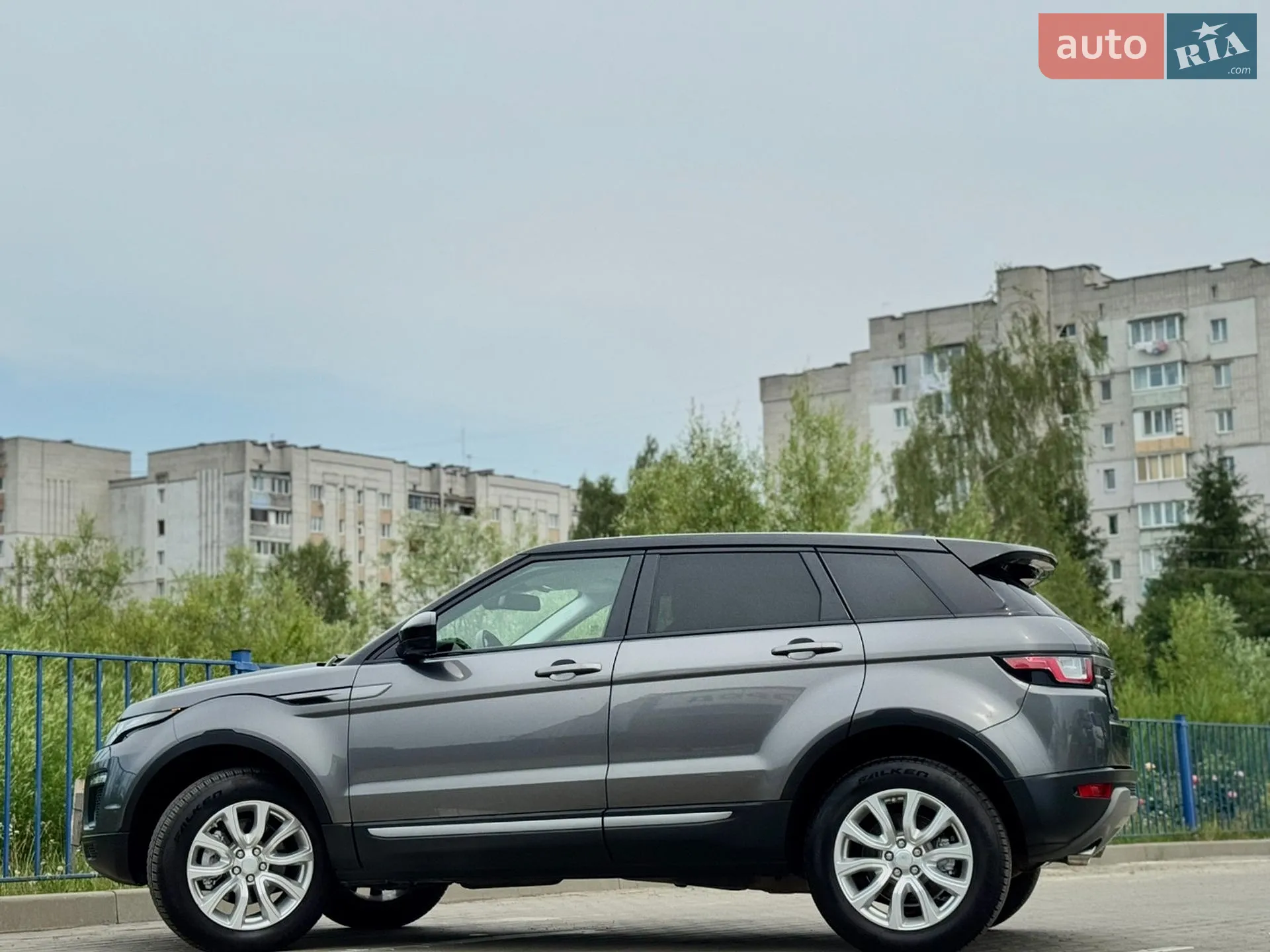 2019 Land Rover Range Rover Evoque - мініатюра 24
