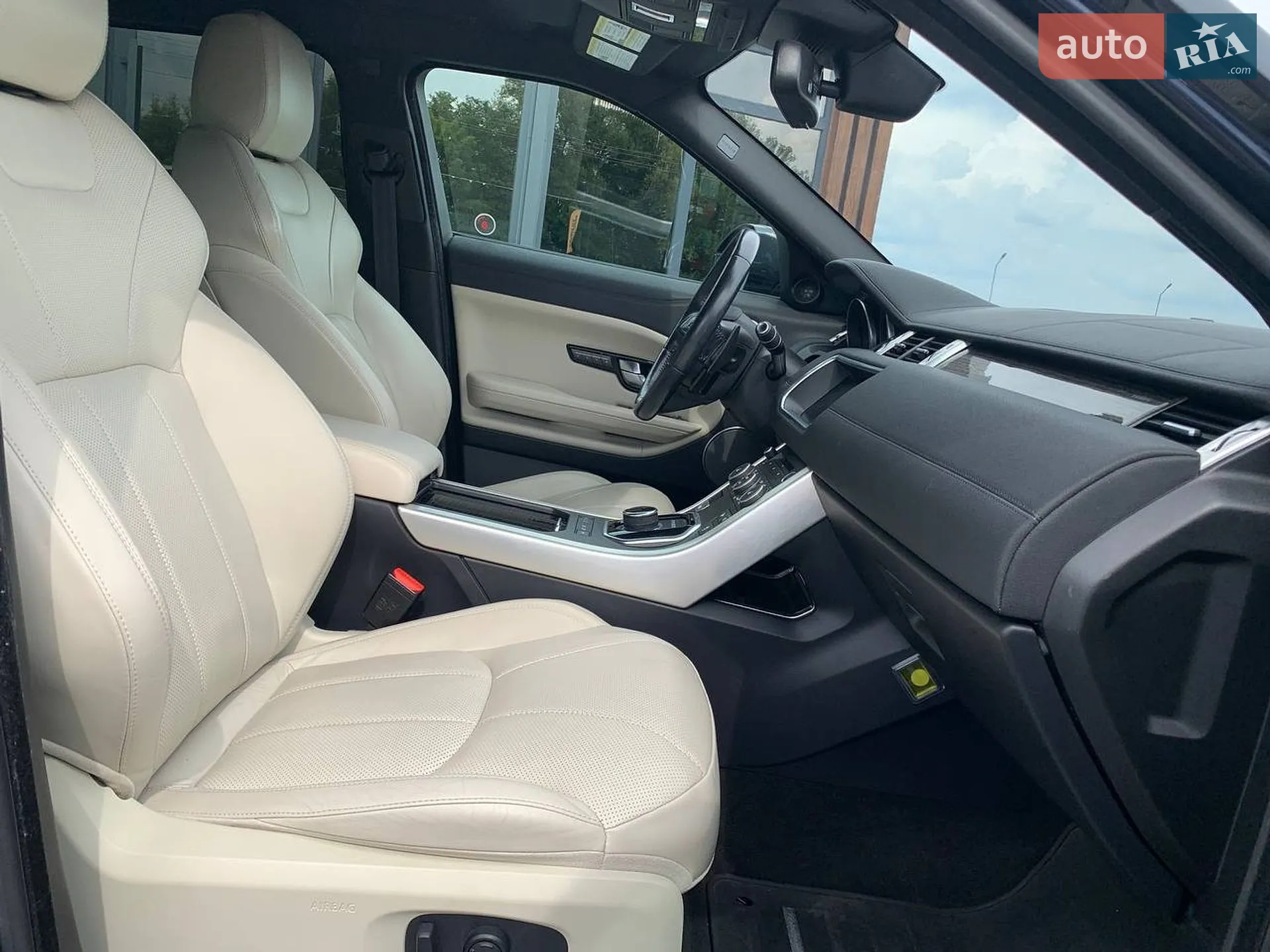 2016 Land Rover Range Rover Evoque - мініатюра 22