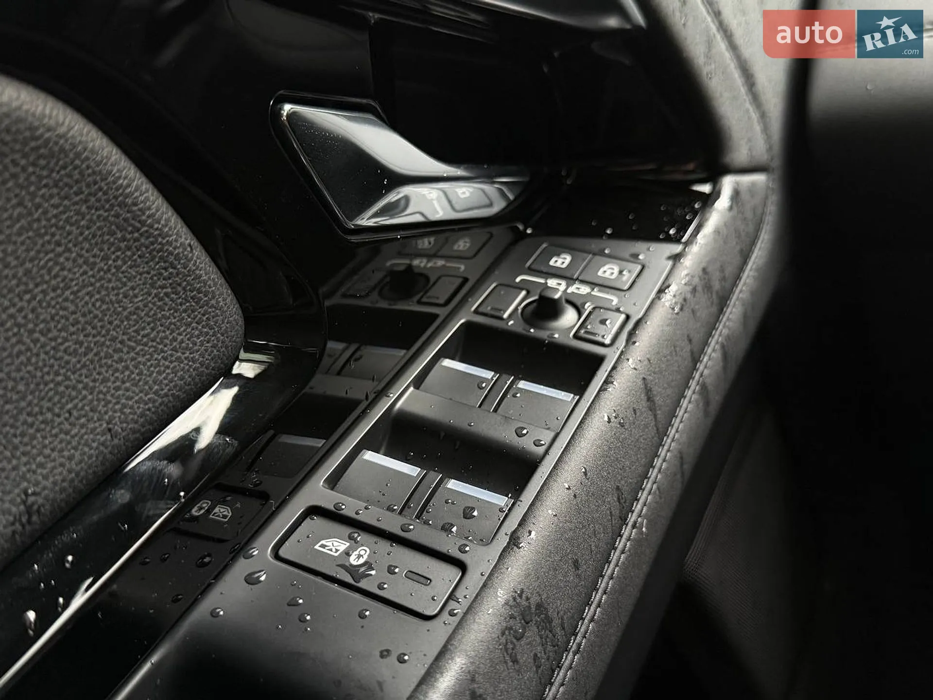 2022 Land Rover Range Rover Evoque - мініатюра 17
