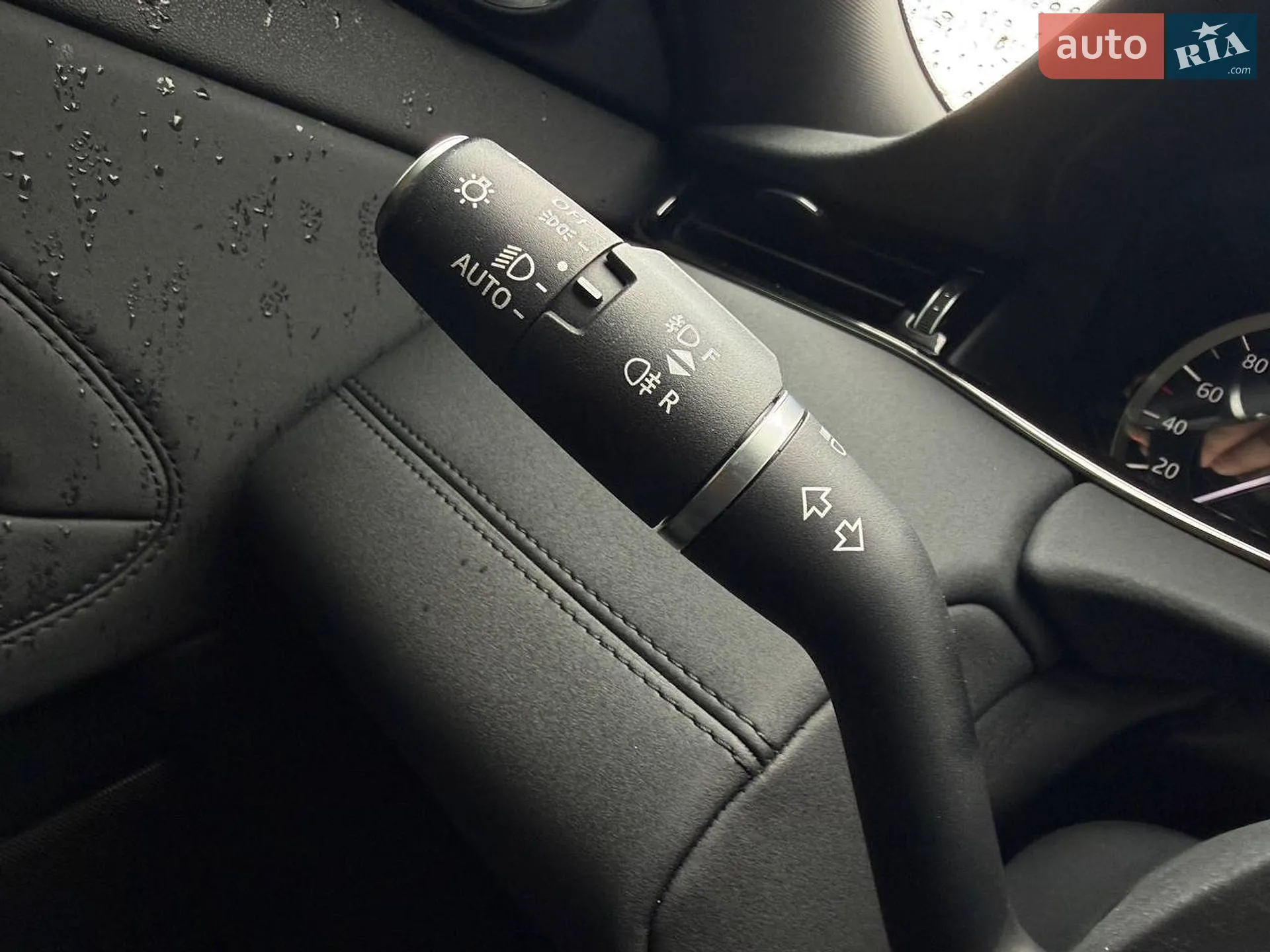 2022 Land Rover Range Rover Evoque - мініатюра 27