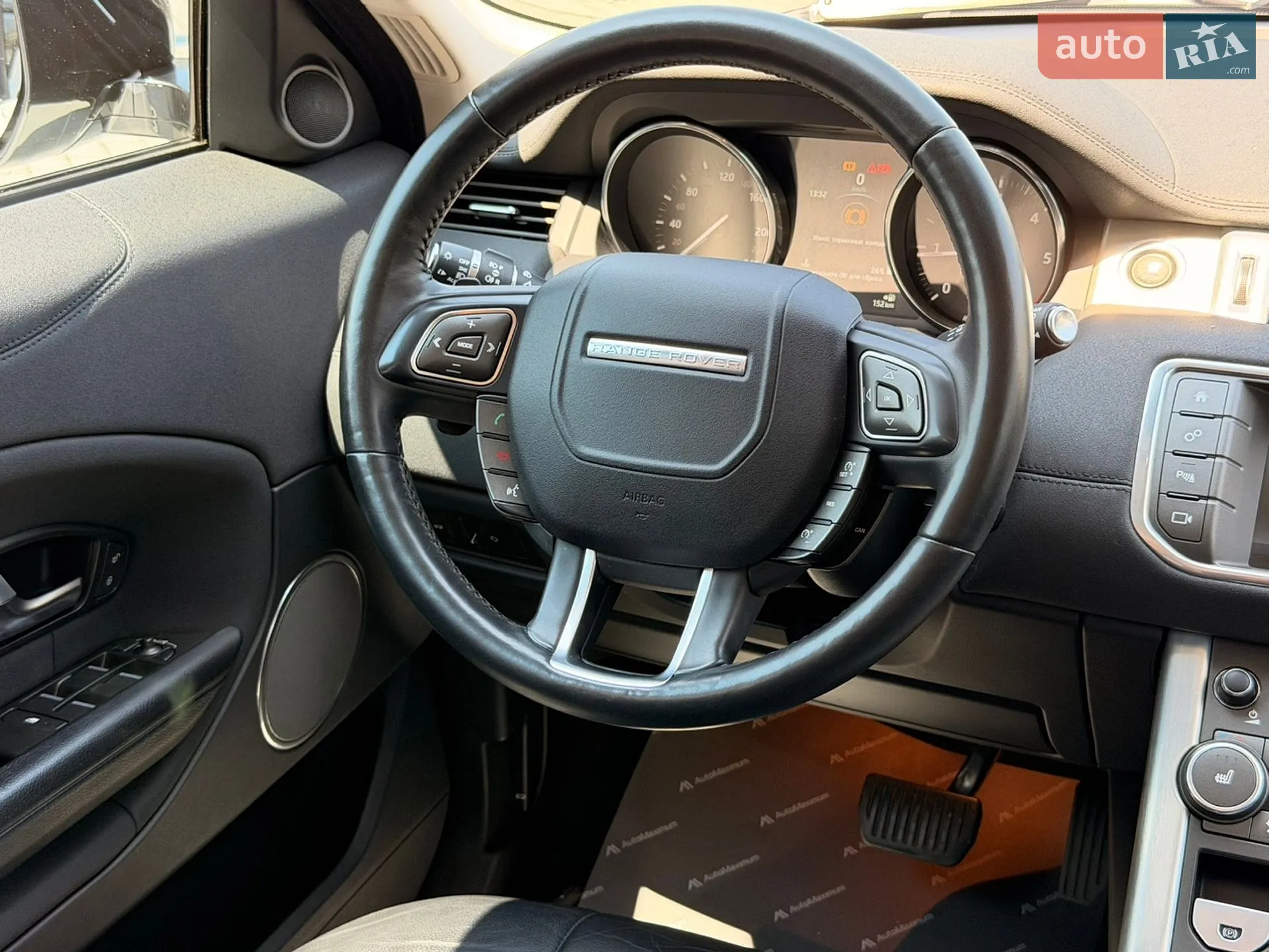 2015 Land Rover Range Rover Evoque - мініатюра 18