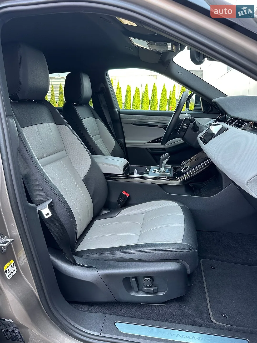 2023 Land Rover Range Rover Evoque - мініатюра 31