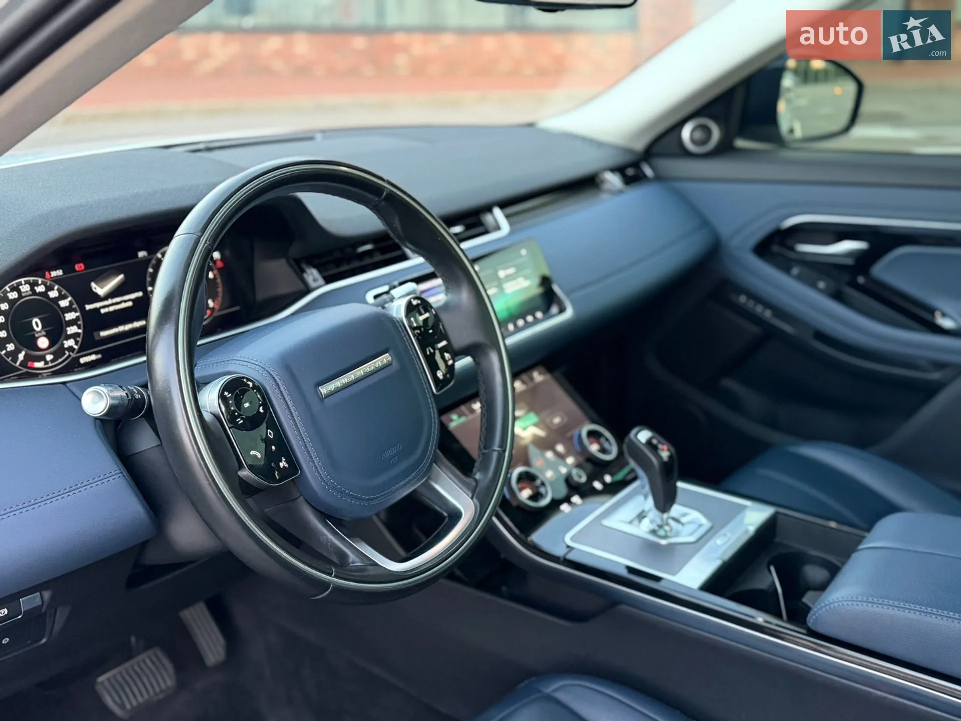 2019 Land Rover Range Rover Evoque - мініатюра 25