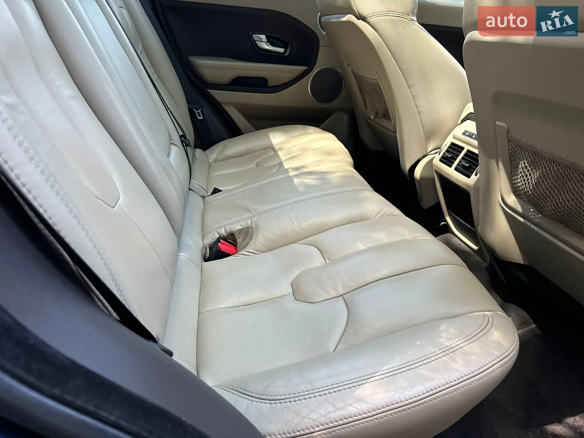 2014 Land Rover Range Rover Evoque - мініатюра 25