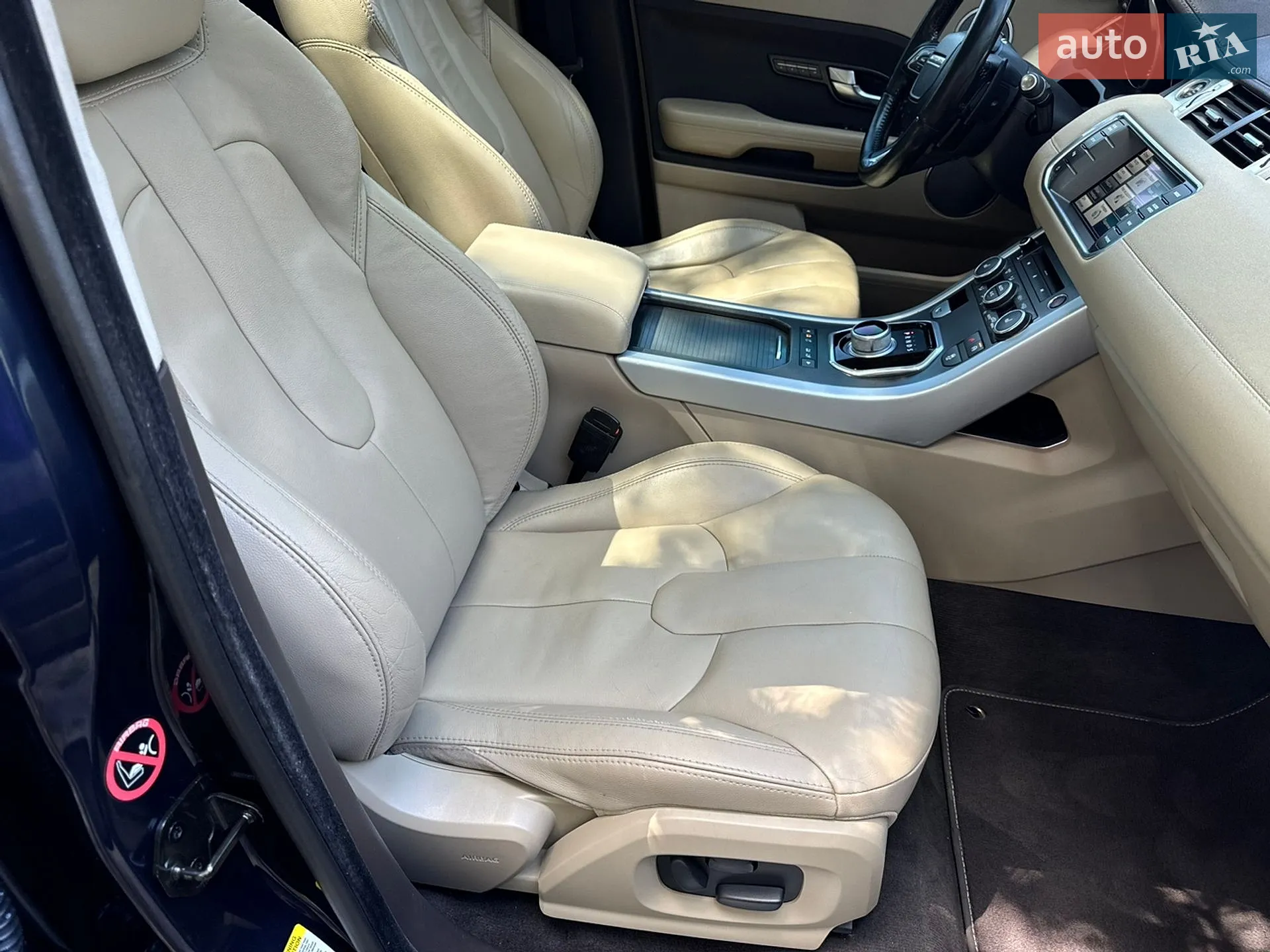 2014 Land Rover Range Rover Evoque - мініатюра 28
