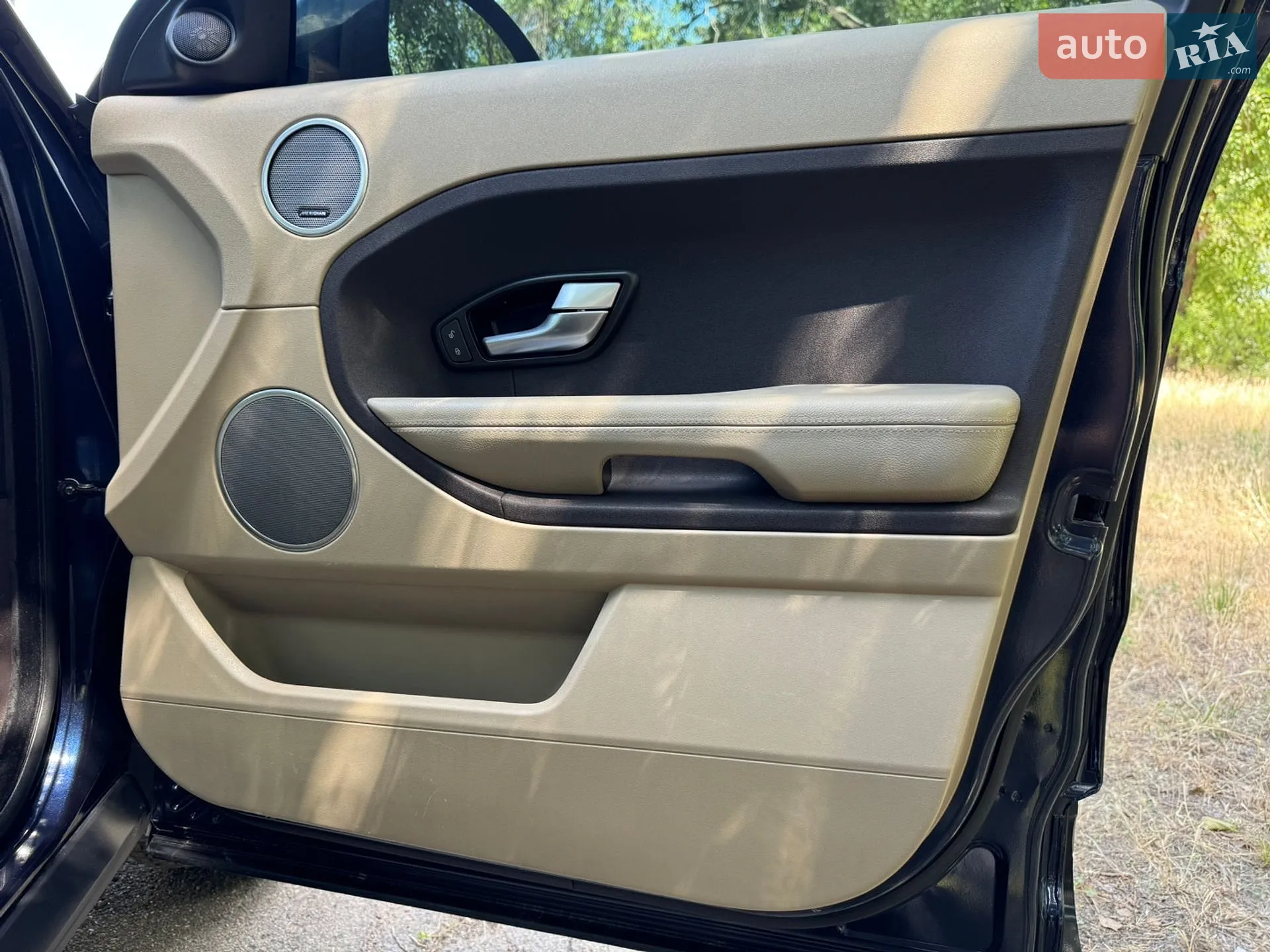 2014 Land Rover Range Rover Evoque - мініатюра 31