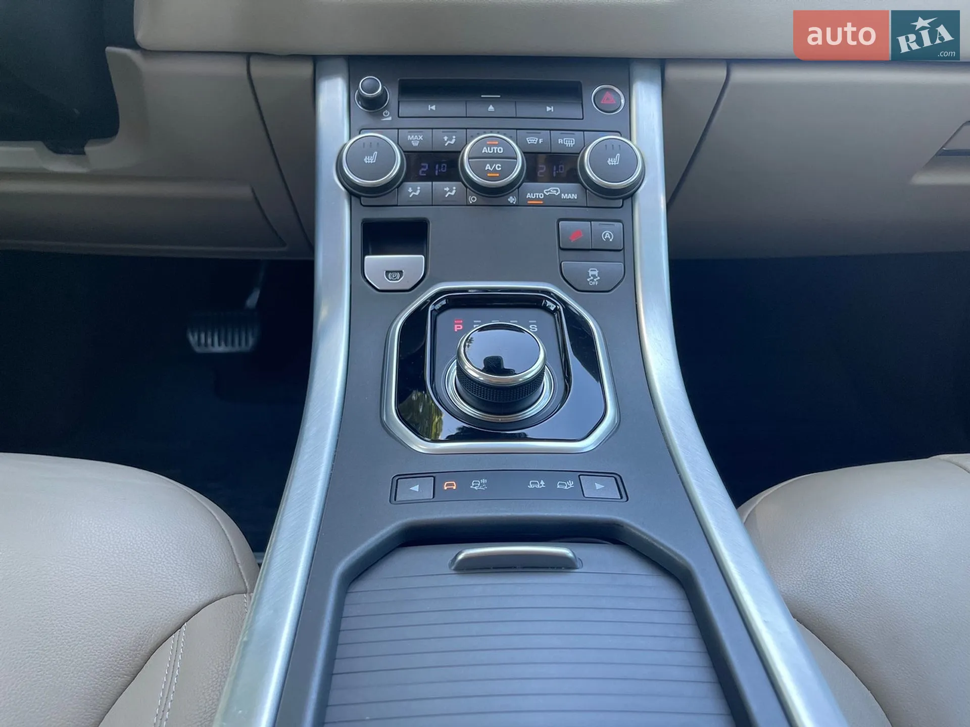 2017 Land Rover Range Rover Evoque - мініатюра 40