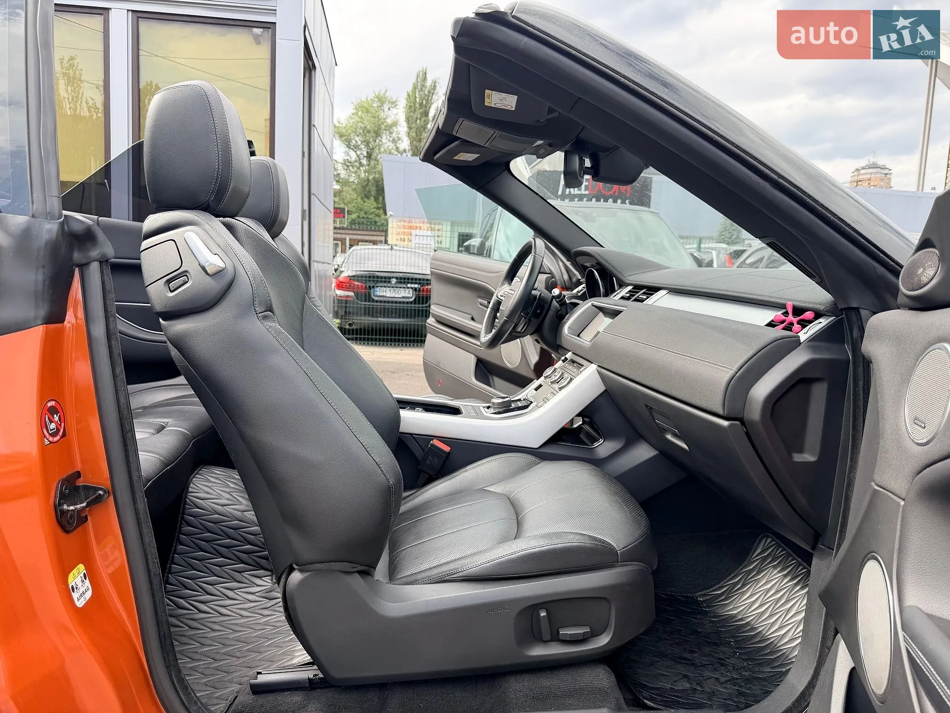 2017 Land Rover Range Rover Evoque - мініатюра 28