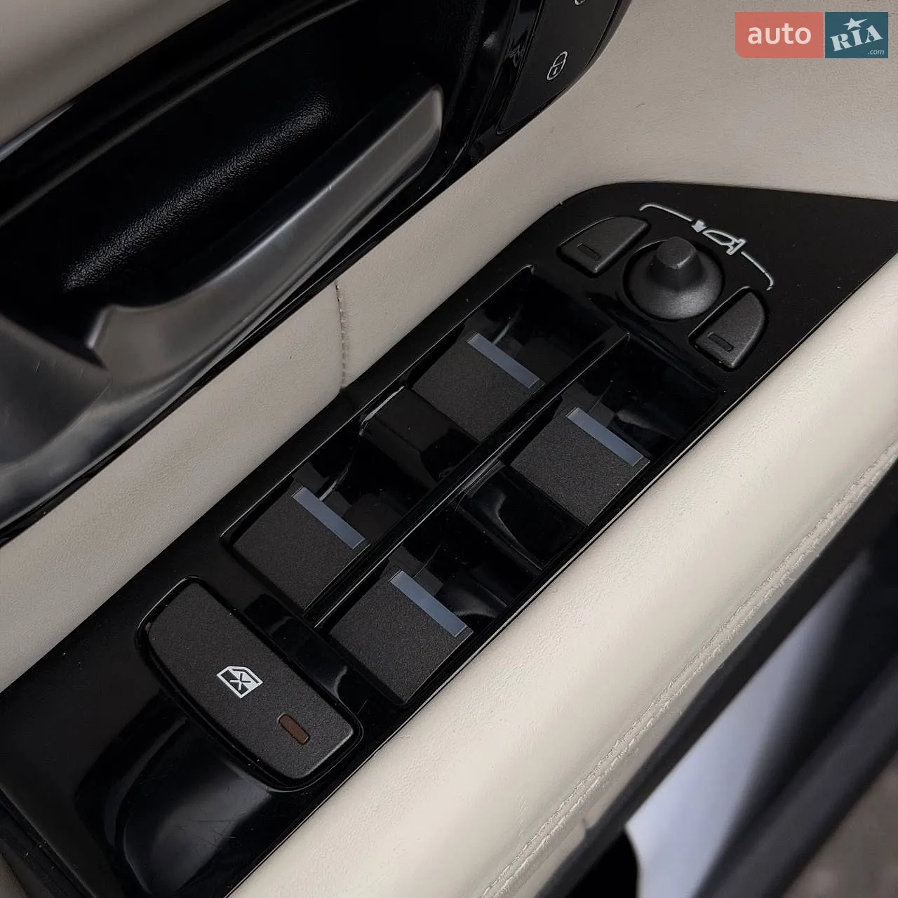 2015 Land Rover Range Rover Evoque - мініатюра 10