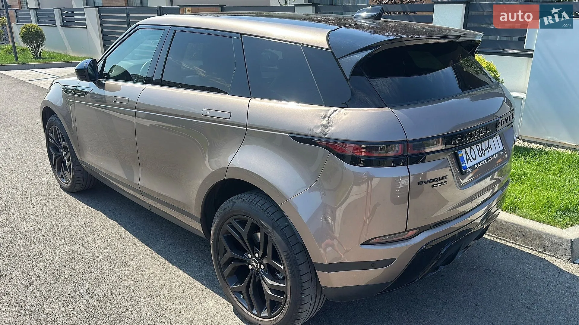 Land Rover Range Rover Evoque 2019 VIN SALZJ2FX0LH073534 фото оголошення 6 з 23