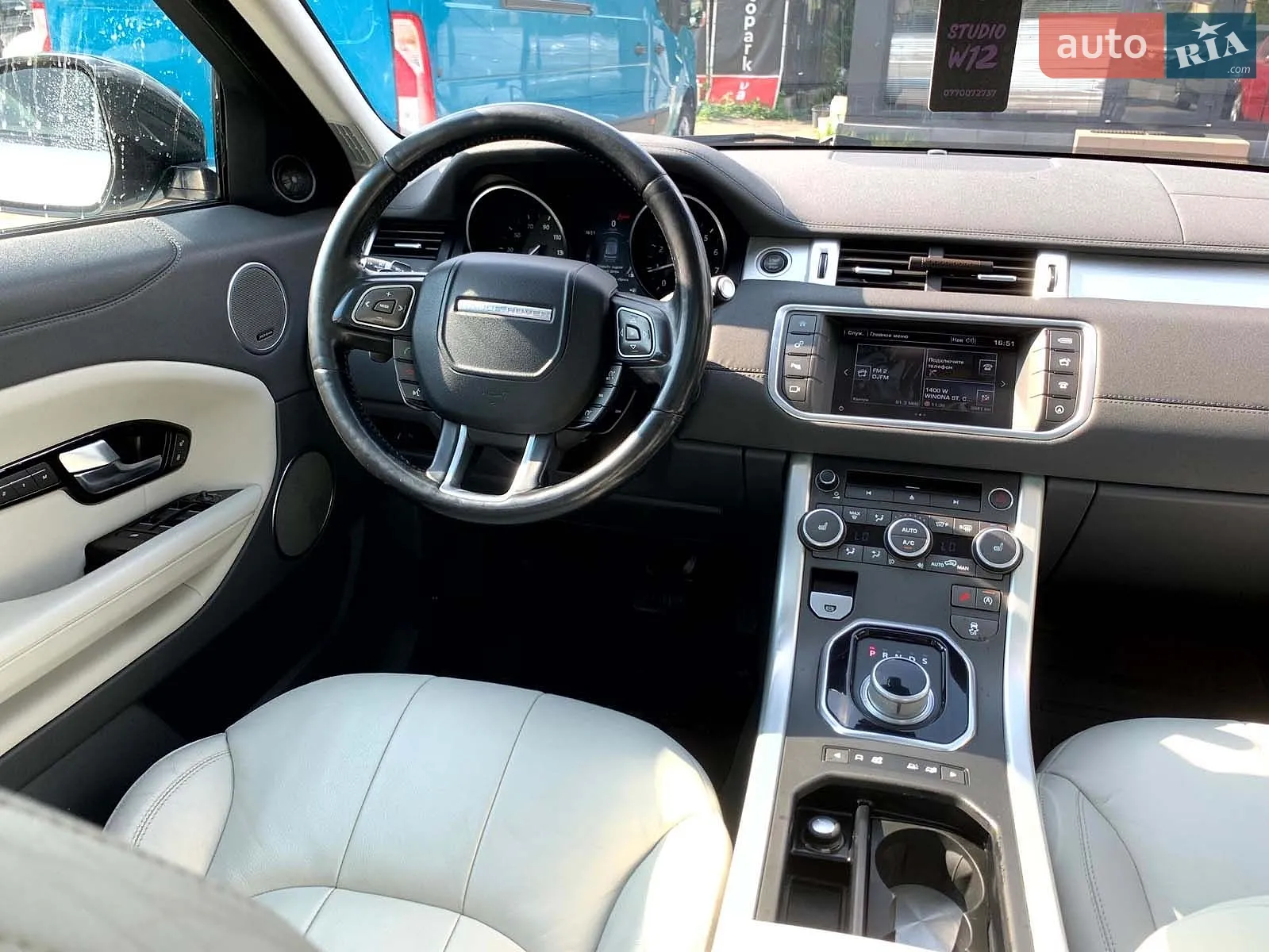2015 Land Rover Range Rover Evoque - мініатюра 29