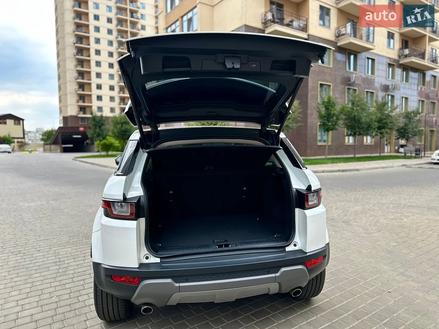 2018 Land Rover Range Rover Evoque - мініатюра 24
