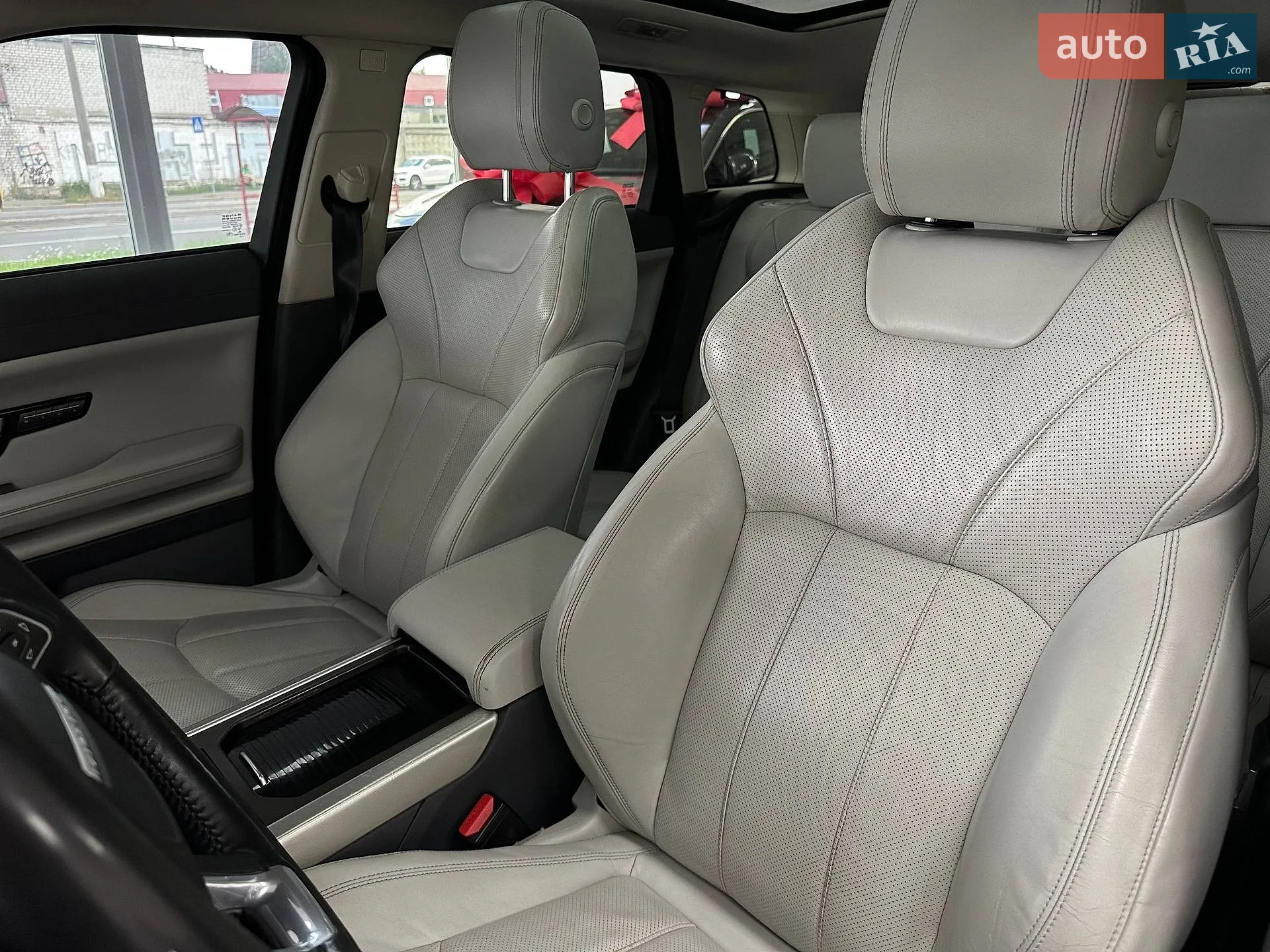 2015 Land Rover Range Rover Evoque - мініатюра 18