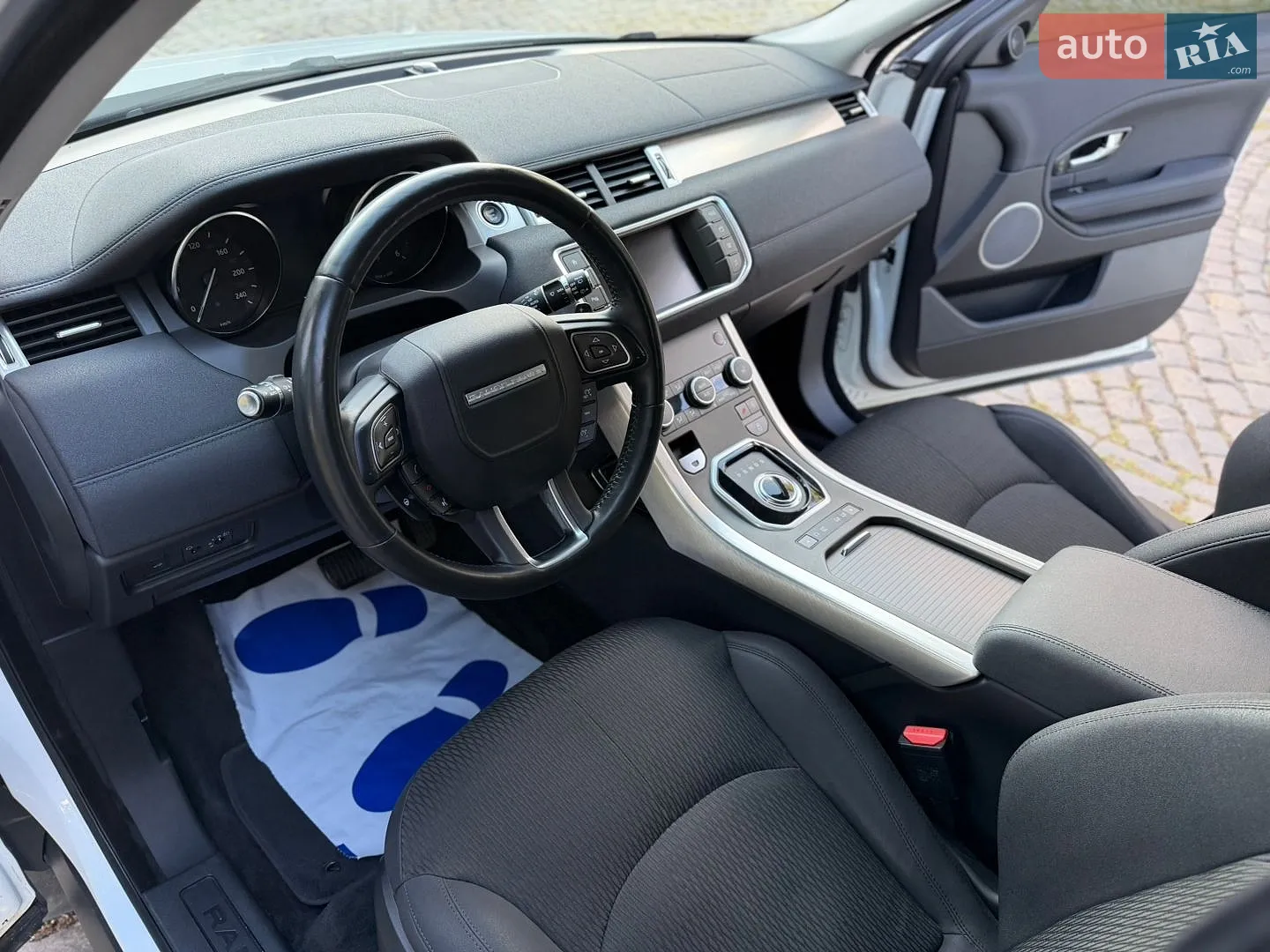 2018 Land Rover Range Rover Evoque - мініатюра 37