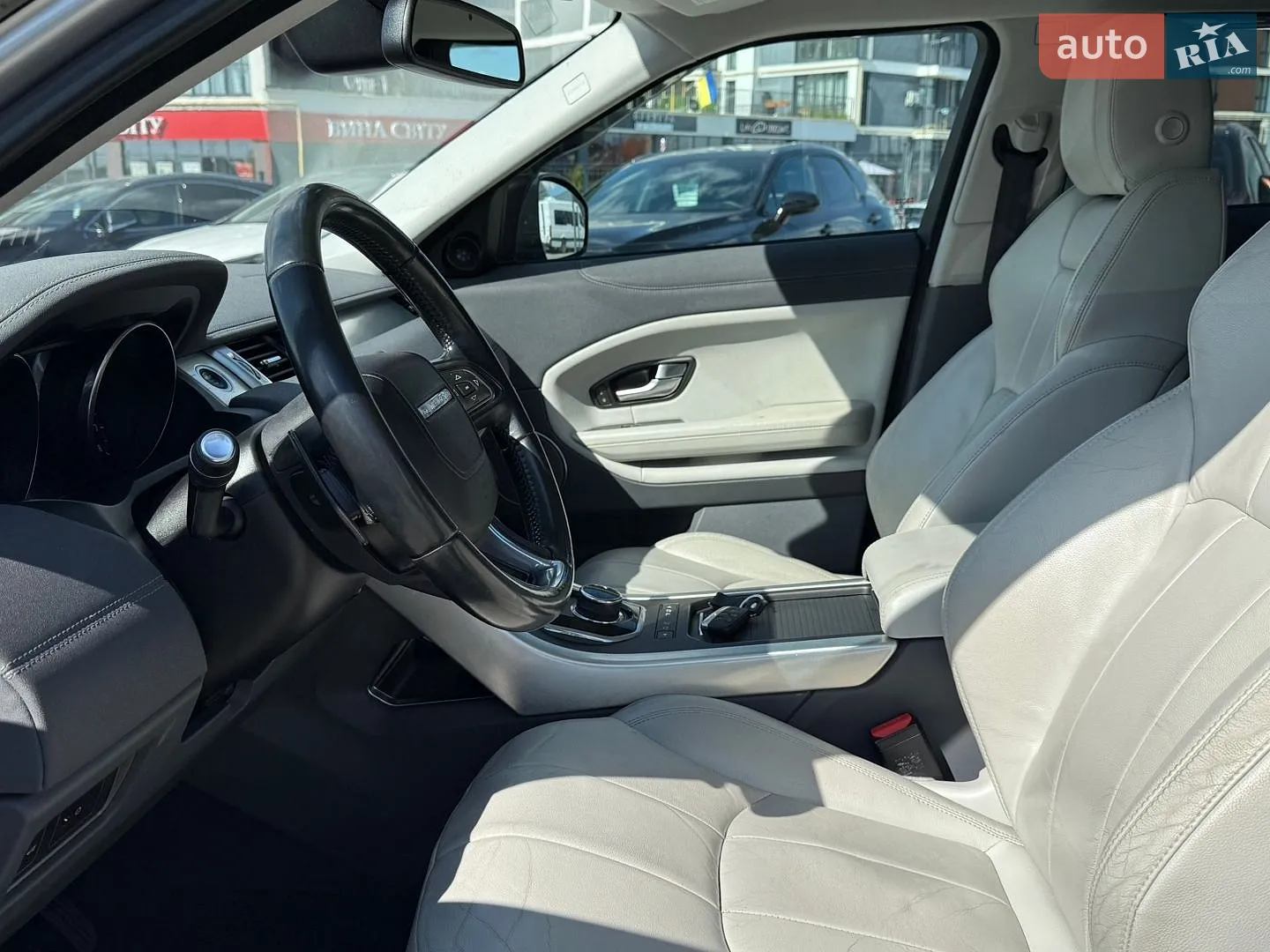 2016 Land Rover Range Rover Evoque - мініатюра 40