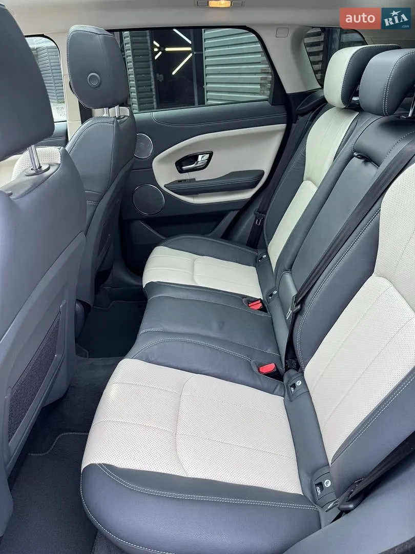 2018 Land Rover Range Rover Evoque - мініатюра 18