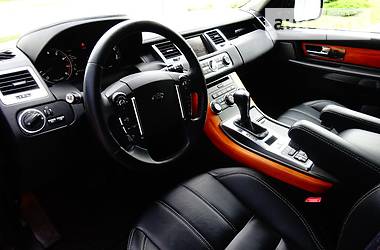 Внедорожник / Кроссовер Land Rover Range Rover Sport 2013 в Киеве