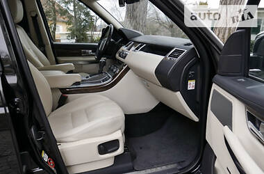 Позашляховик / Кросовер Land Rover Range Rover Sport 2009 в 