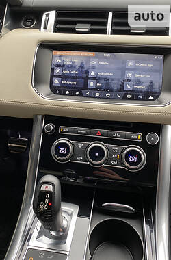 Внедорожник / Кроссовер Land Rover Range Rover Sport 2017 в 