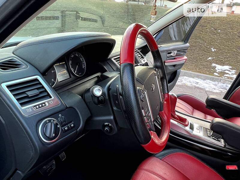 Внедорожник / Кроссовер Land Rover Range Rover Sport 2013 в Кривом Роге