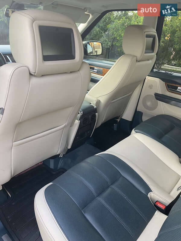 Внедорожник / Кроссовер Land Rover Range Rover Sport 2012 в Черновцах