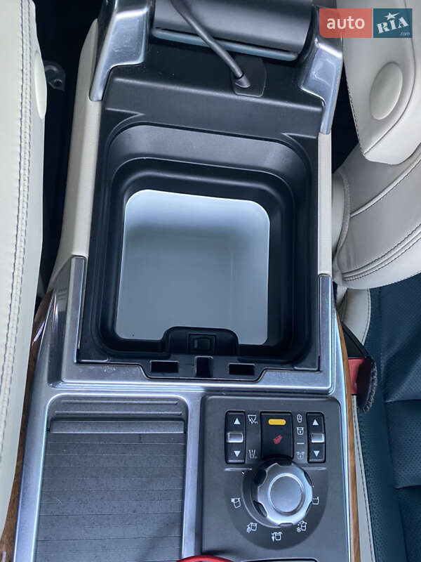 Внедорожник / Кроссовер Land Rover Range Rover Sport 2012 в Черновцах