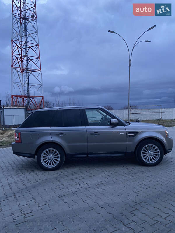 Внедорожник / Кроссовер Land Rover Range Rover Sport 2010 в Черновцах