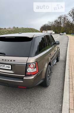 Позашляховик / Кросовер Land Rover Range Rover Sport 2013 в Полонному