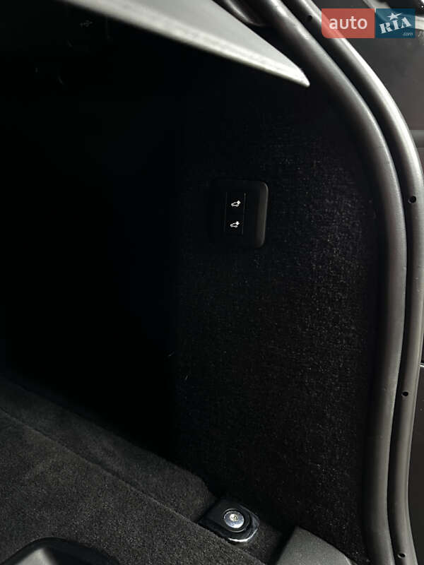 Внедорожник / Кроссовер Land Rover Range Rover Sport 2021 в Киеве