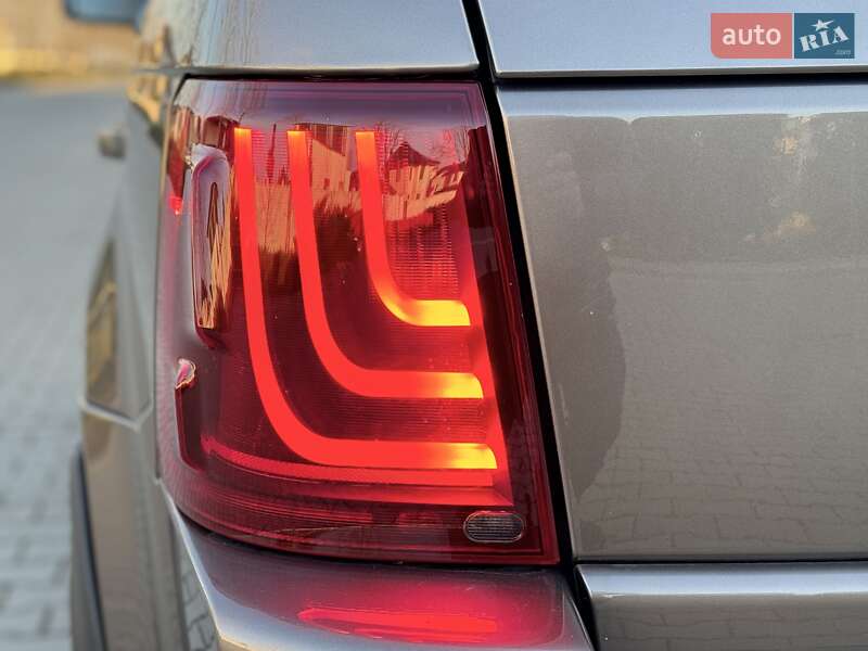 Позашляховик / Кросовер Land Rover Range Rover Sport 2010 в Одесі