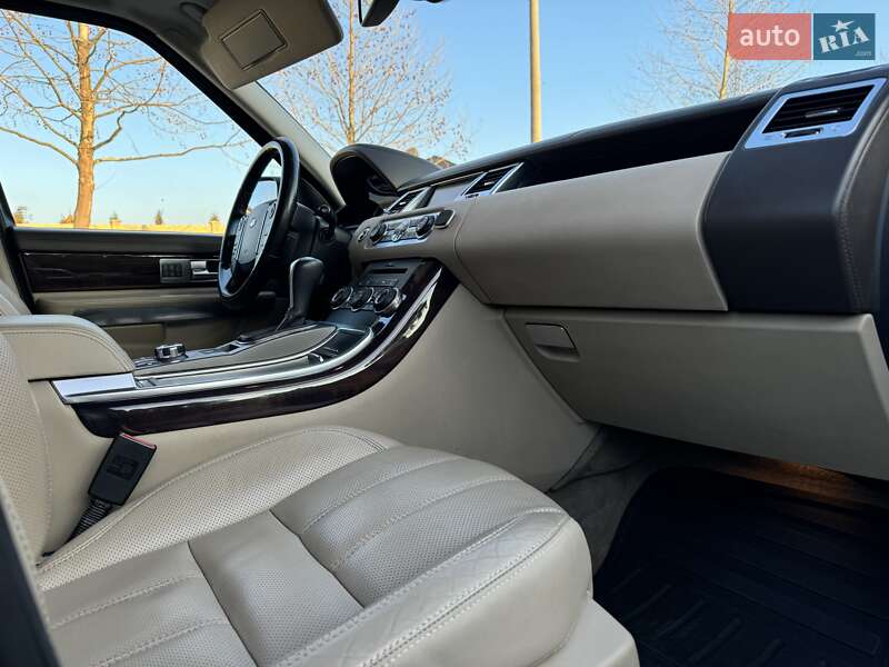 Позашляховик / Кросовер Land Rover Range Rover Sport 2010 в Одесі