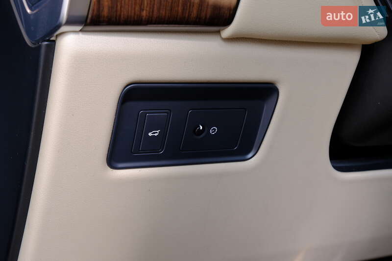 Внедорожник / Кроссовер Land Rover Range Rover Sport 2016 в Одессе