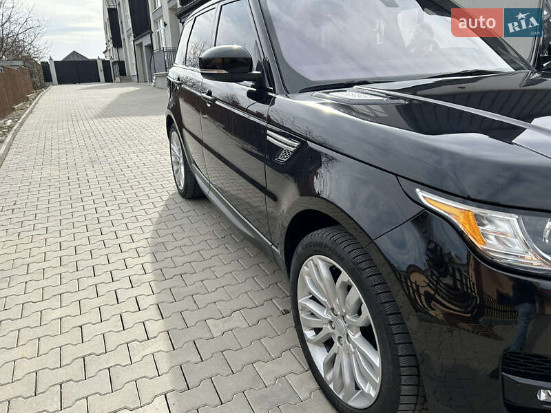 Внедорожник / Кроссовер Land Rover Range Rover Sport 2015 в Черновцах