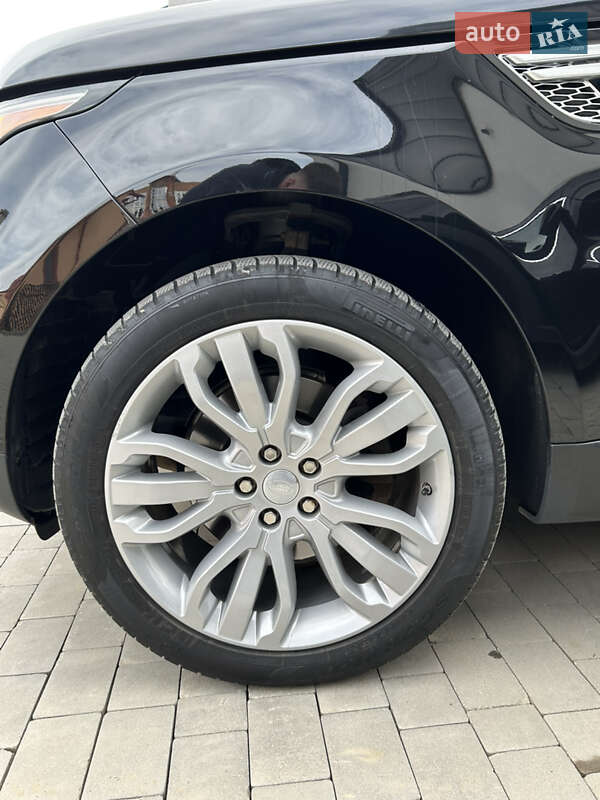 Внедорожник / Кроссовер Land Rover Range Rover Sport 2015 в Черновцах