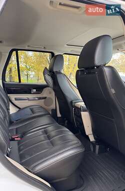 Внедорожник / Кроссовер Land Rover Range Rover Sport 2013 в 