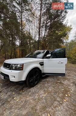 Внедорожник / Кроссовер Land Rover Range Rover Sport 2013 в 