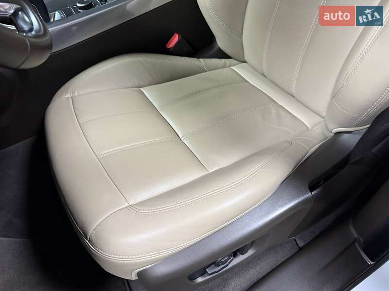 Внедорожник / Кроссовер Land Rover Range Rover Sport 2018 в Киеве