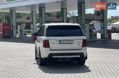 Внедорожник / Кроссовер Land Rover Range Rover Sport 2010 в 