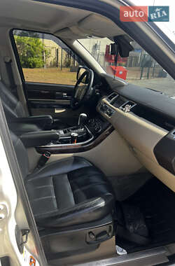 Внедорожник / Кроссовер Land Rover Range Rover Sport 2010 в 