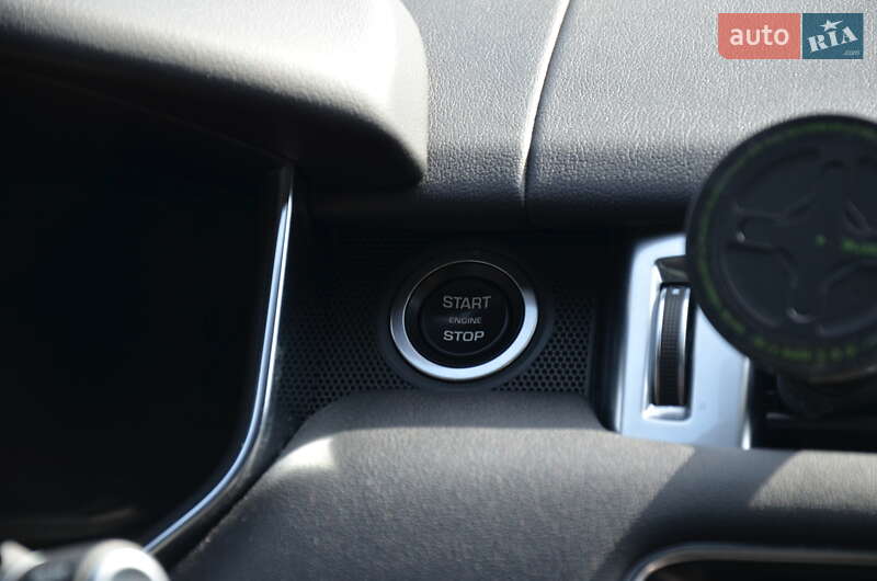 Внедорожник / Кроссовер Land Rover Range Rover Sport 2017 в Харькове