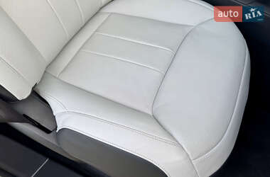 Позашляховик / Кросовер Land Rover Range Rover Sport 2023 в 