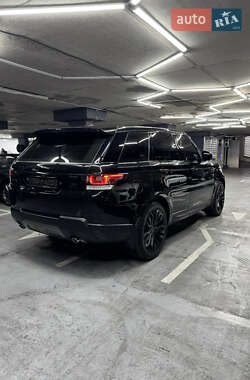 Позашляховик / Кросовер Land Rover Range Rover Sport 2016 в 