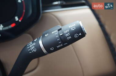Внедорожник / Кроссовер Land Rover Range Rover Sport 2023 в 