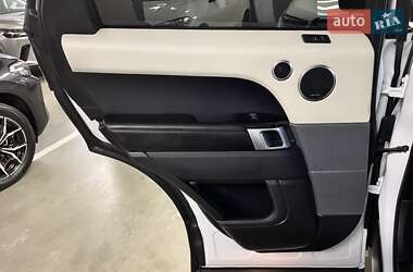 Внедорожник / Кроссовер Land Rover Range Rover Sport 2016 в 